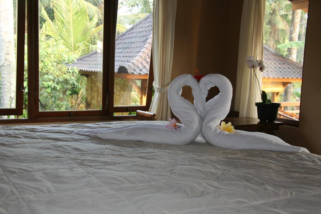 Mesari Hotel Ubud Exterior photo