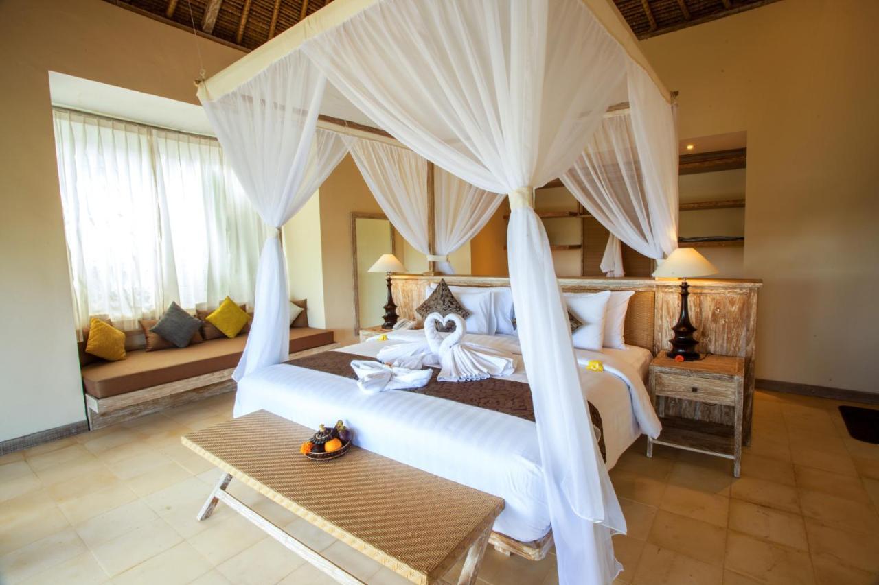 Mesari Hotel Ubud Exterior photo