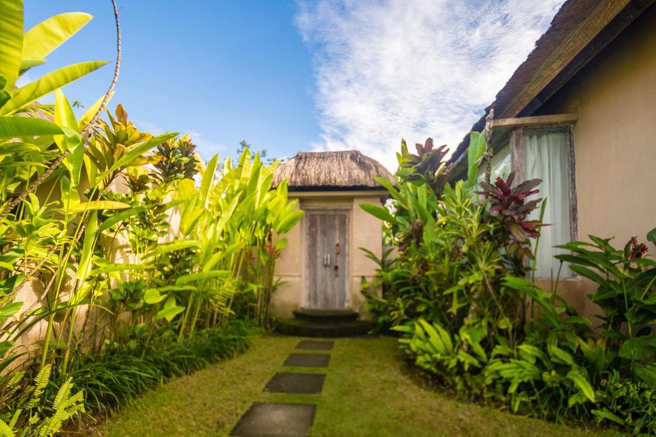 Mesari Hotel Ubud Exterior photo