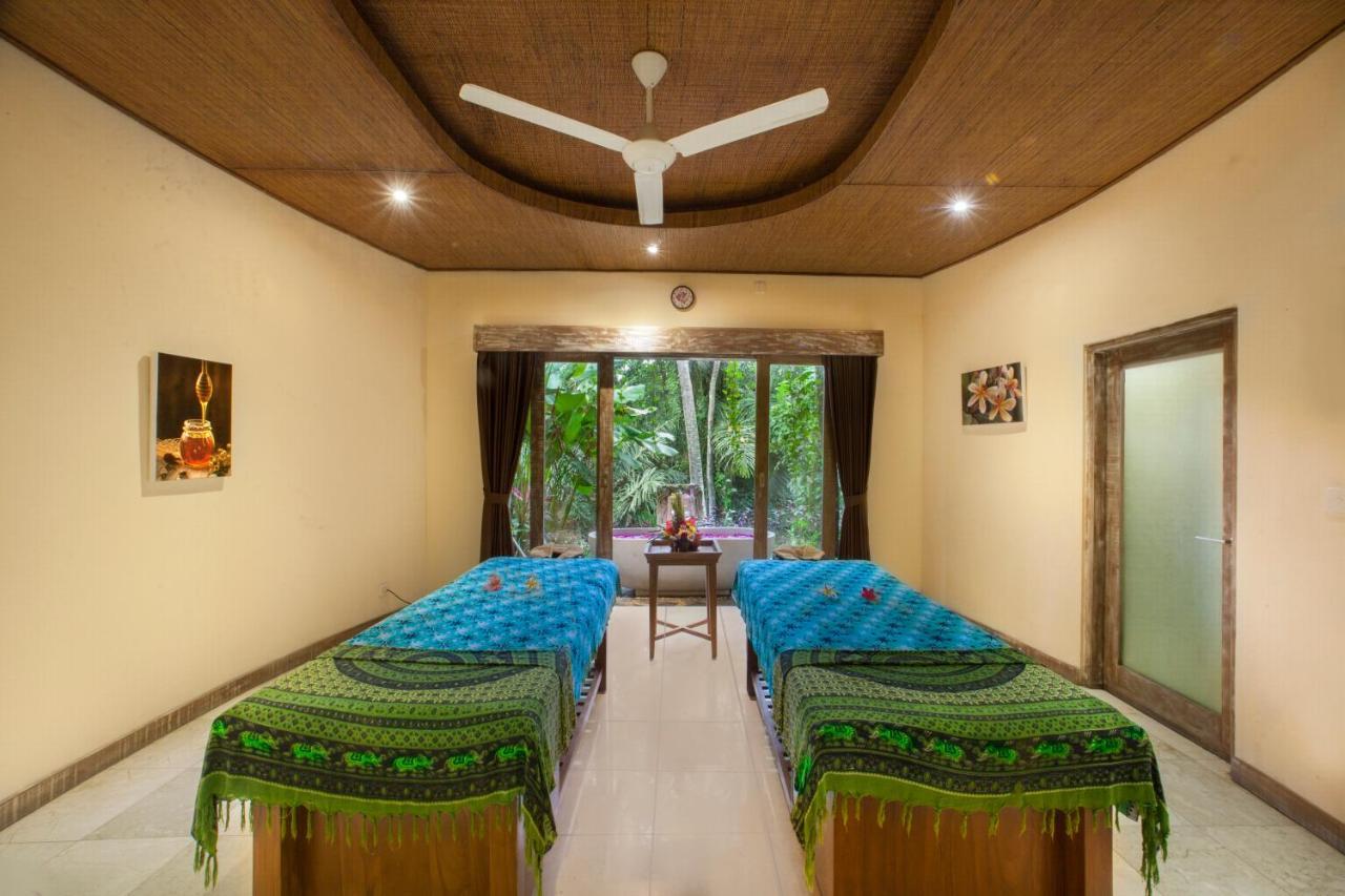 Mesari Hotel Ubud Exterior photo